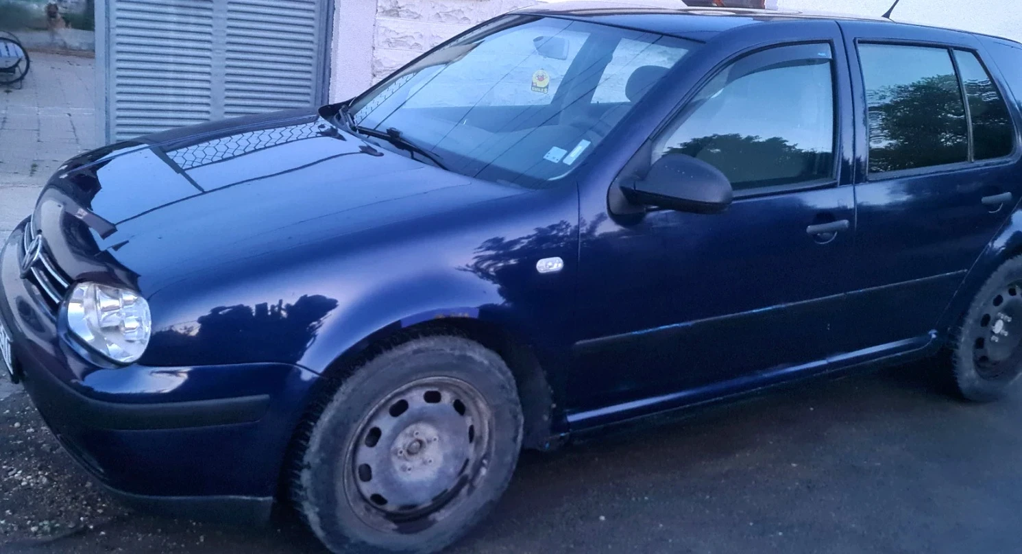 VW Golf 1.9 tdi, снимка 5 - Автомобили и джипове - 54555447