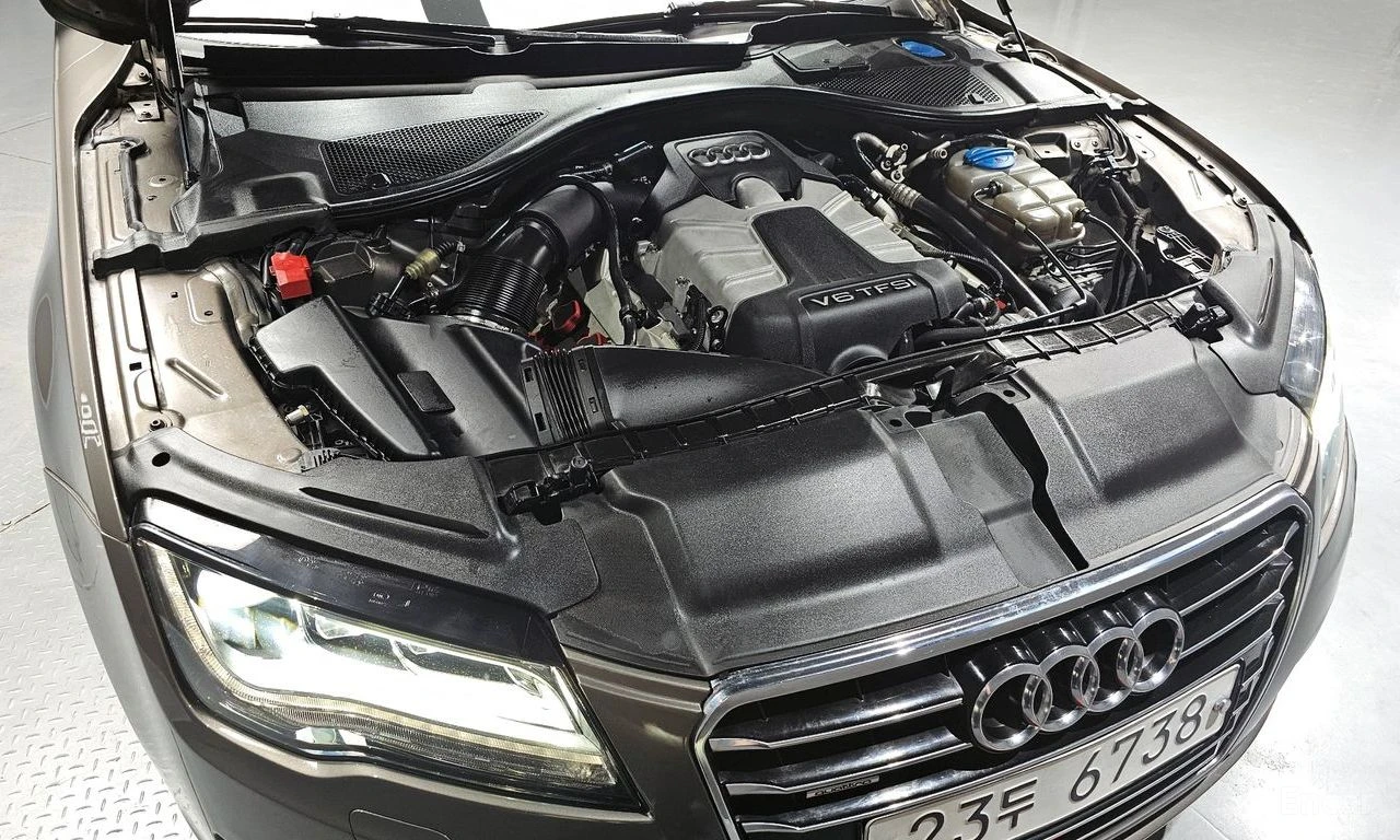 Audi A7 TFSI QUATRRO* КОЖА* ПОДГРЕВ* НАВИ* ПАНО* , снимка 5 - Автомобили и джипове - 54599205