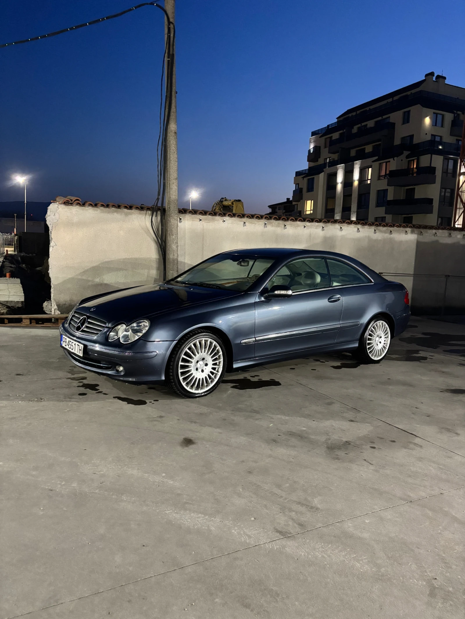 Mercedes-Benz CLK 270cdi, снимка 2 - Автомобили и джипове - 54731317
