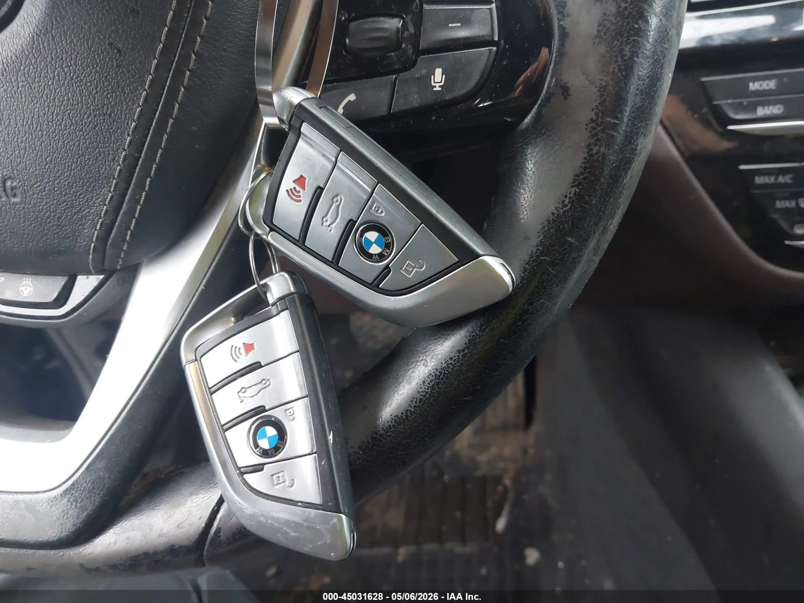BMW 530 X-Drive* 2ключа* Обдухване* Масаж* Цена до БГ, снимка 8 - Автомобили и джипове - 54940673