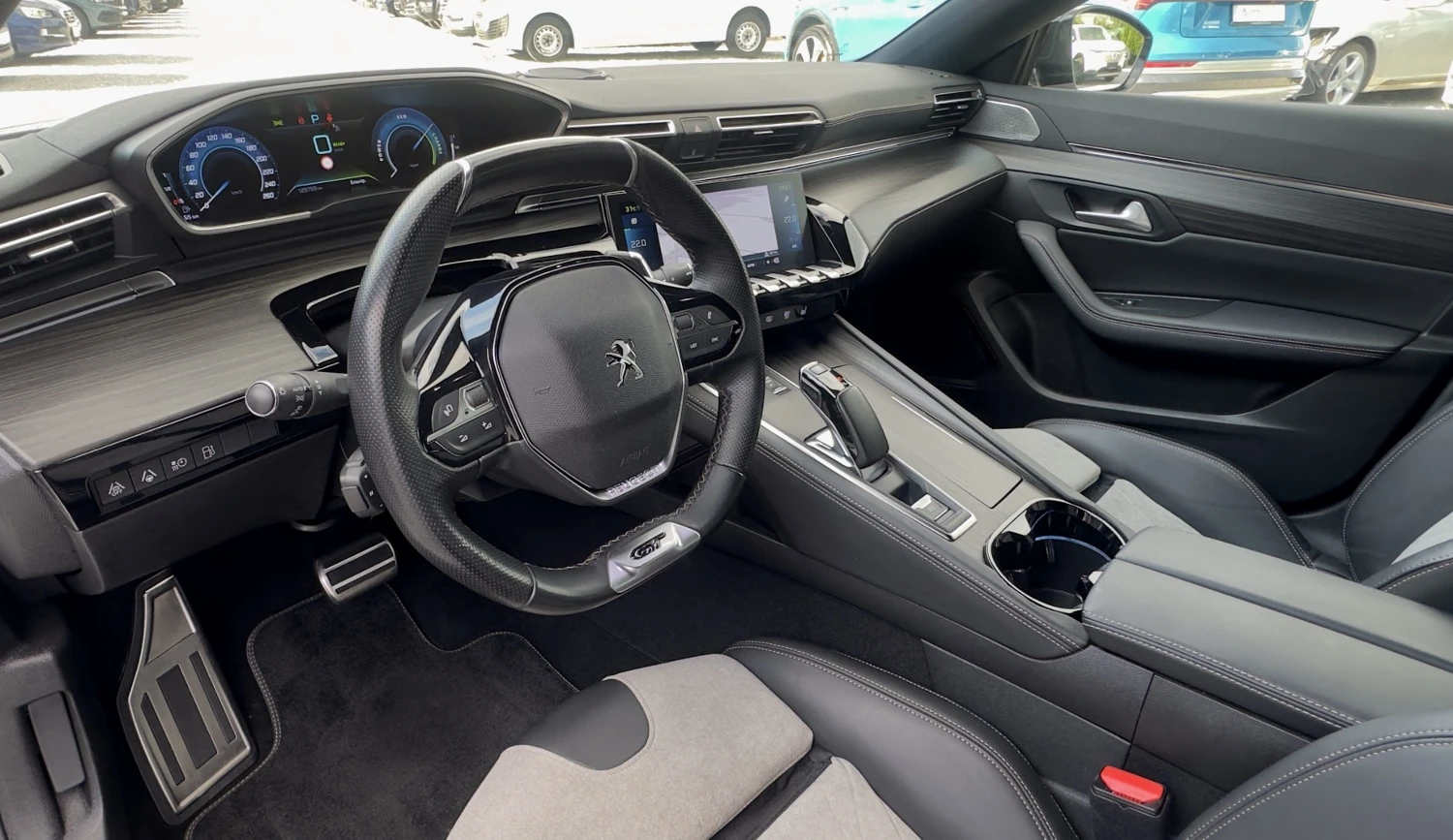 Peugeot 508 GT-Line Plug-in Distronic Focal Панорама Асистенти, снимка 7 - Автомобили и джипове - 55562709
