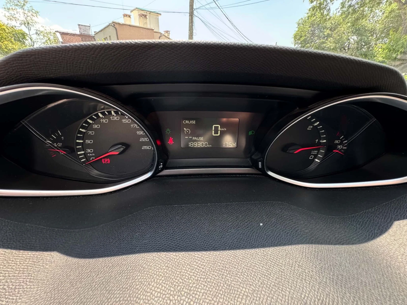 Peugeot 308 308sw 1, 6 hdi, снимка 10 - Автомобили и джипове - 56310743