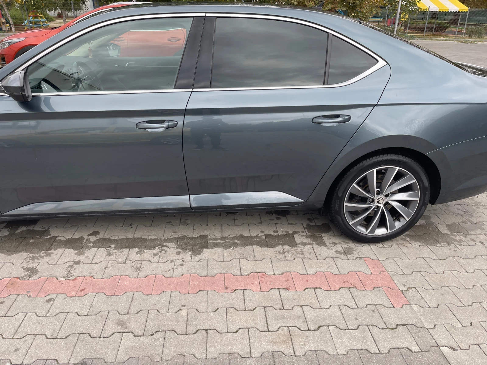Skoda Superb 2.0 L&K, снимка 4 - Автомобили и джипове - 56646264