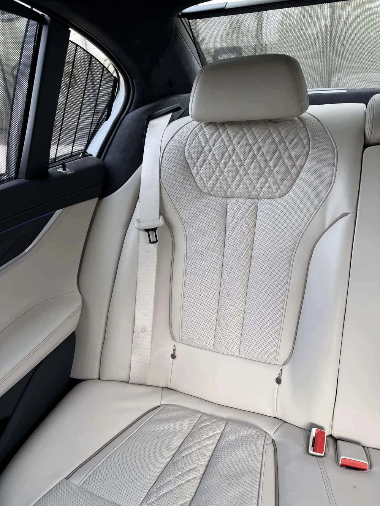 BMW 750, снимка 11 - Автомобили и джипове - 56707572