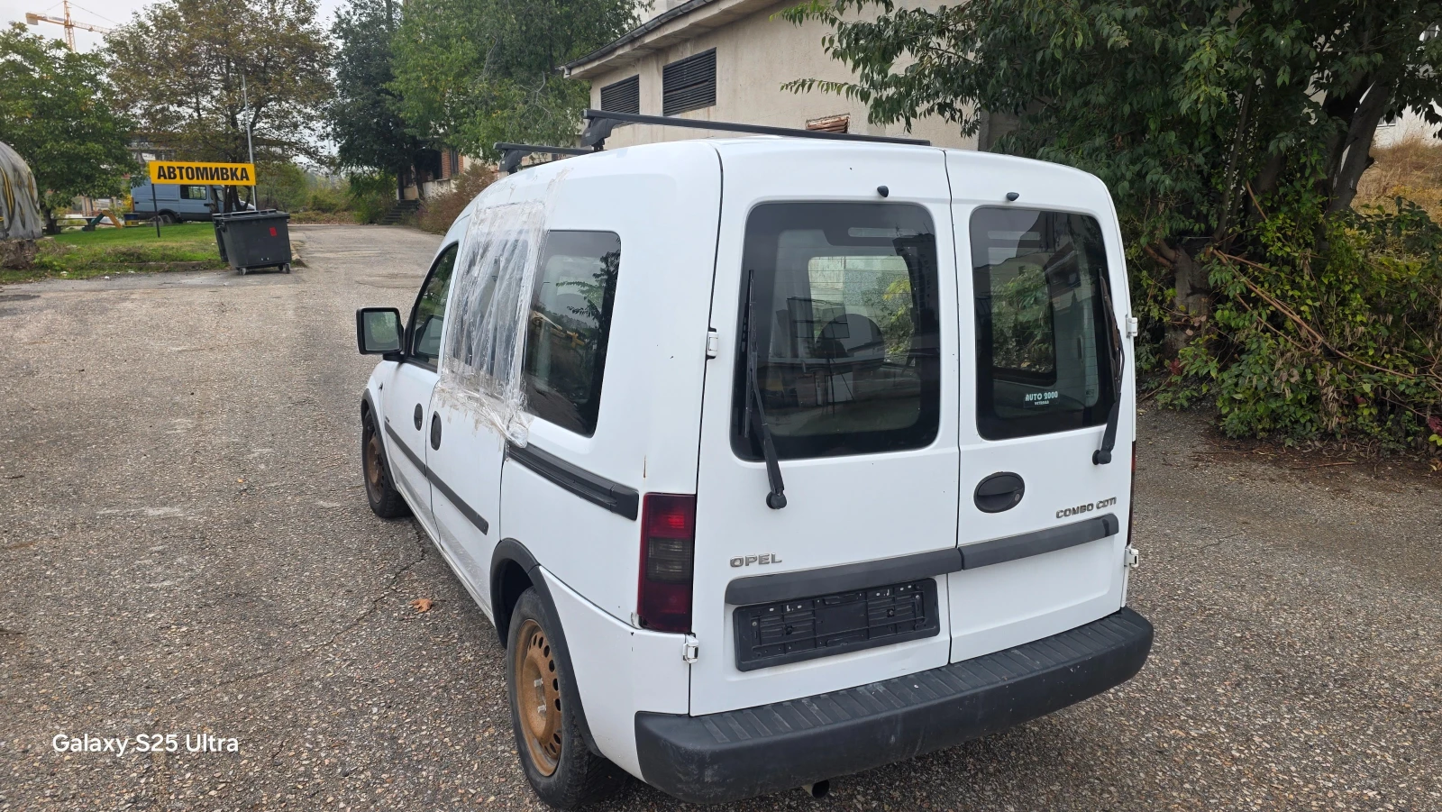 Opel Combo 1.7d, снимка 11 - Автомобили и джипове - 56749767