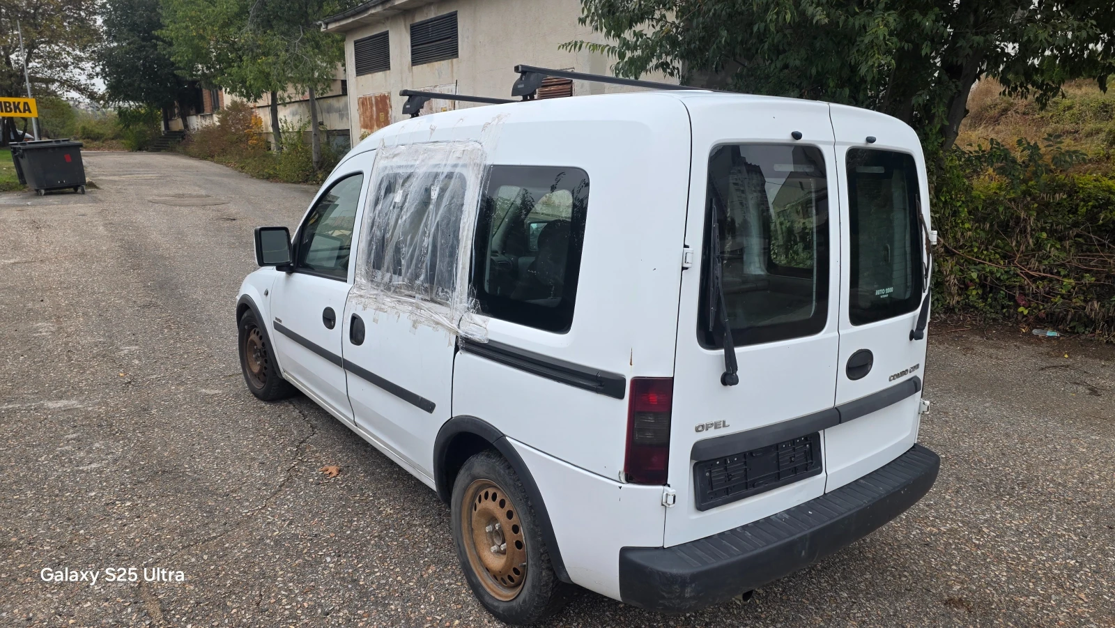 Opel Combo 1.7d, снимка 12 - Автомобили и джипове - 56749767