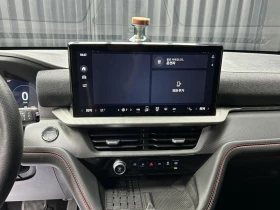 Ford Explorer 2.3 H Automatic, снимка 10