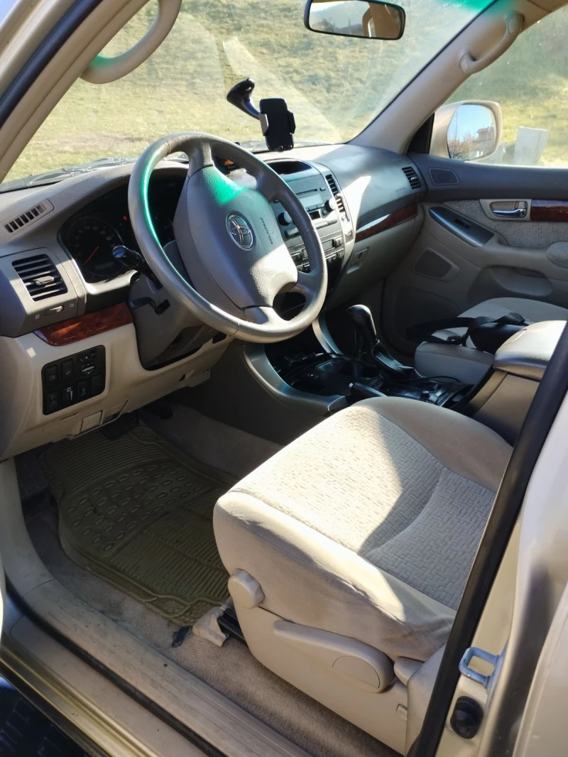 Toyota Land cruiser 3 D4D, снимка 5 - Автомобили и джипове - 48000184