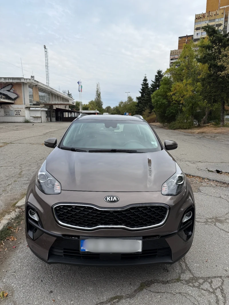 Kia Sportage 1.6 GDI Гаранция/Обслужена/Нови Гуми, снимка 3 - Автомобили и джипове - 52173279