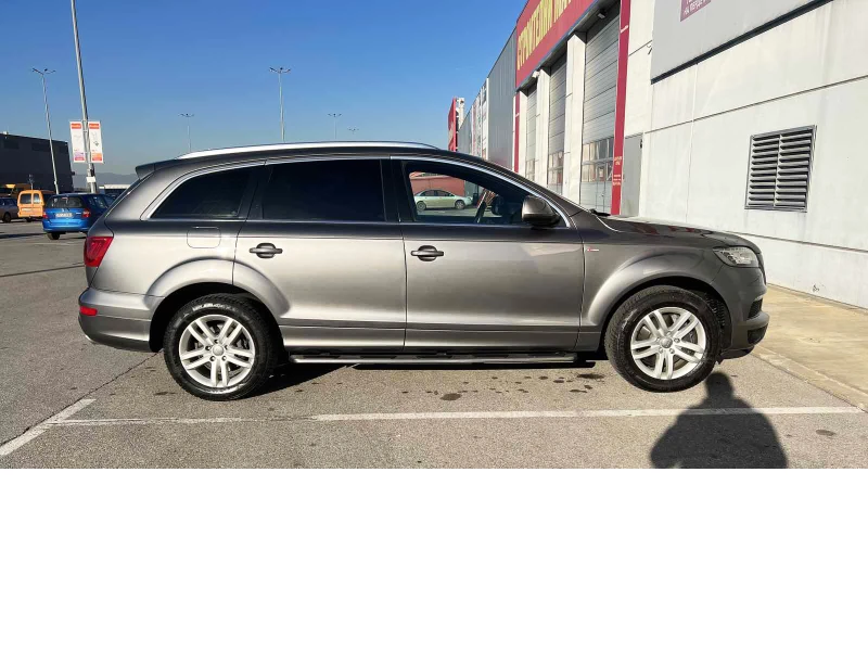 Audi Q7 3.0 TDI, снимка 3 - Автомобили и джипове - 53026368