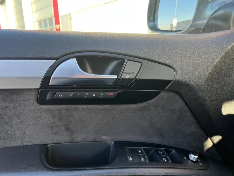 Audi Q7 3.0 TDI, снимка 14 - Автомобили и джипове - 53026368