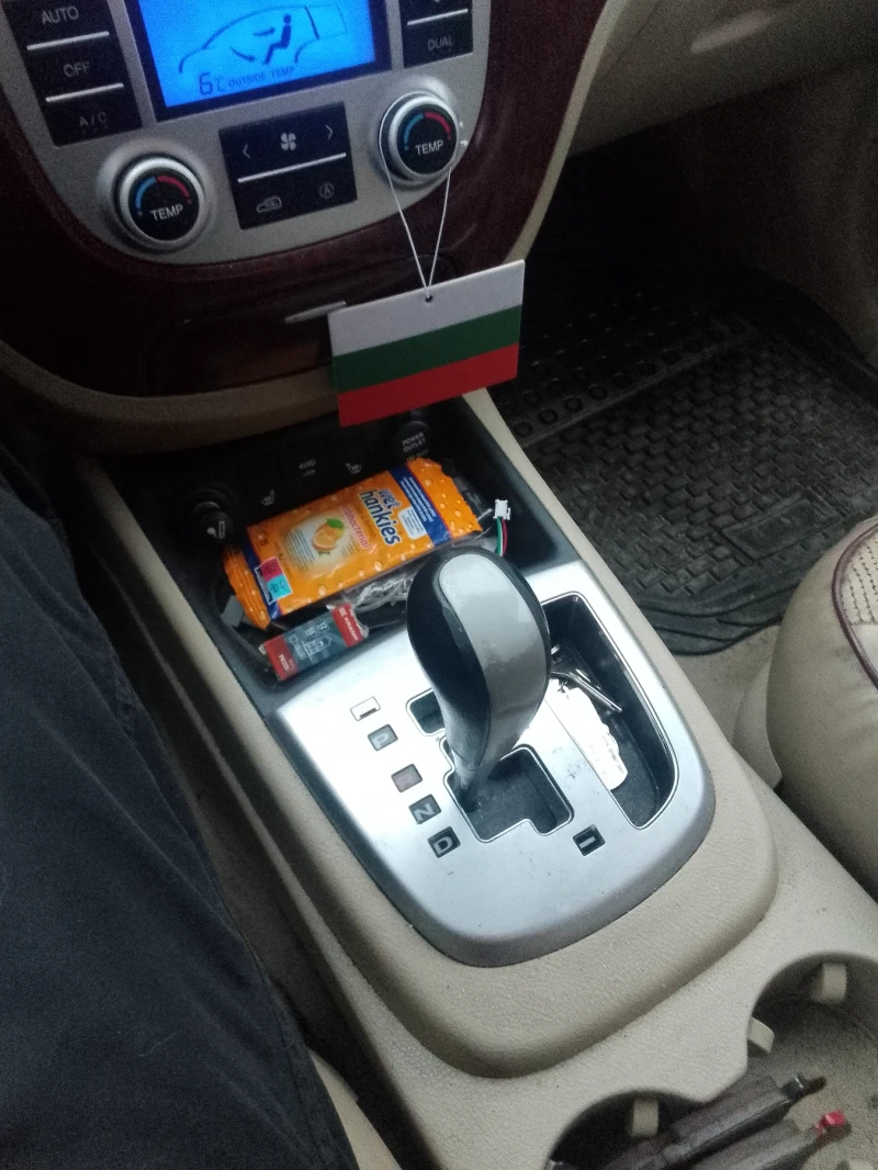 Hyundai Santa fe 2, снимка 10 - Автомобили и джипове - 53291601