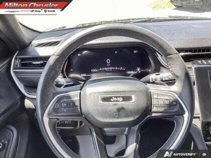 Jeep Grand cherokee 3.6* ALTITUDE* DISTRONIC* LANE ASSIST* КАМЕРА, снимка 10 - Автомобили и джипове - 54970870