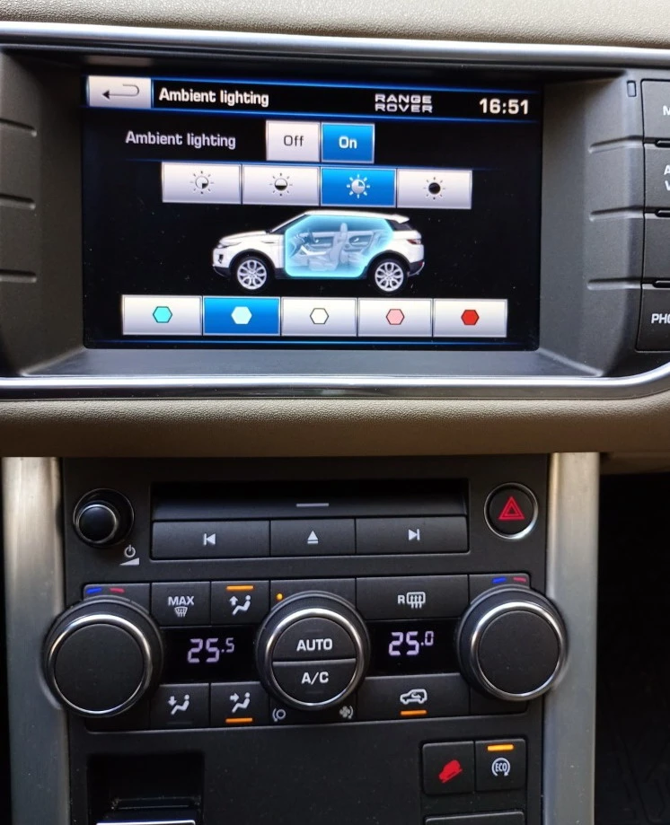 Land Rover Range Rover Evoque 2.2 TD4 Luxury, снимка 11 - Автомобили и джипове - 55717752