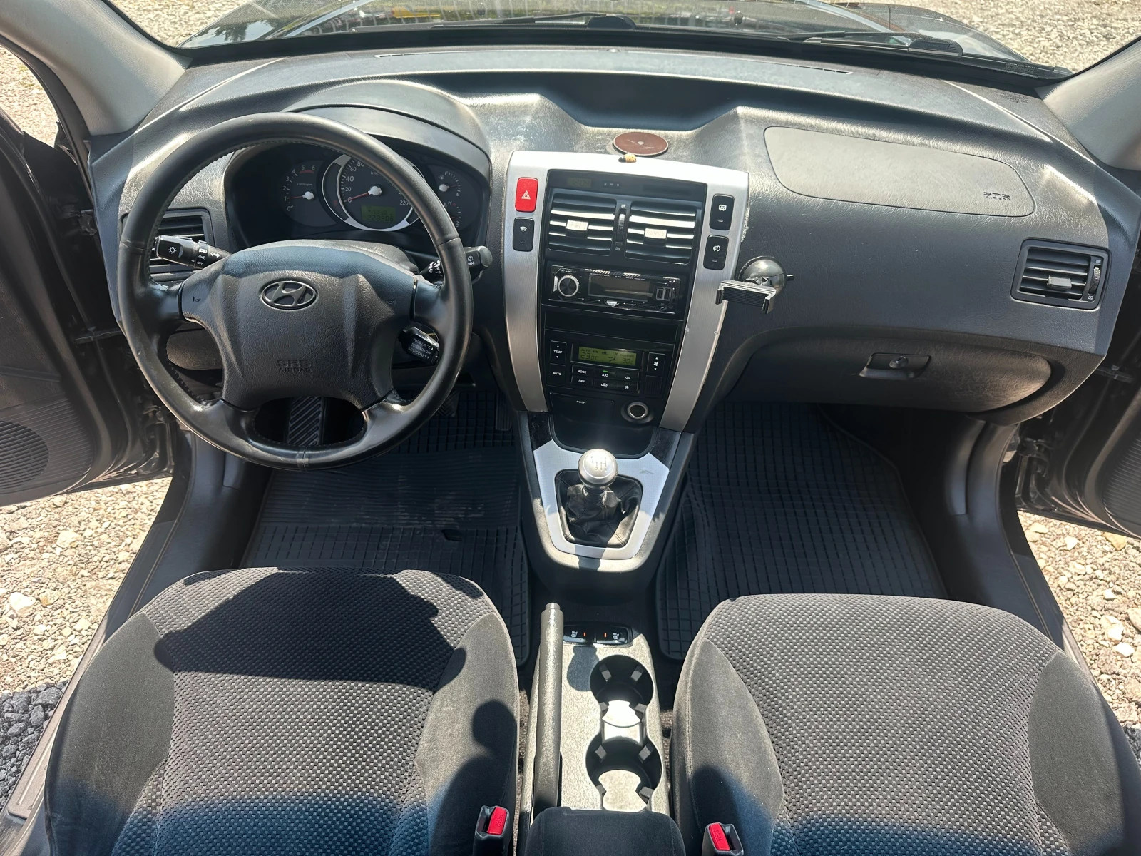 Hyundai Tucson 2.0CRDI 140kc 4x4 - изображение 10