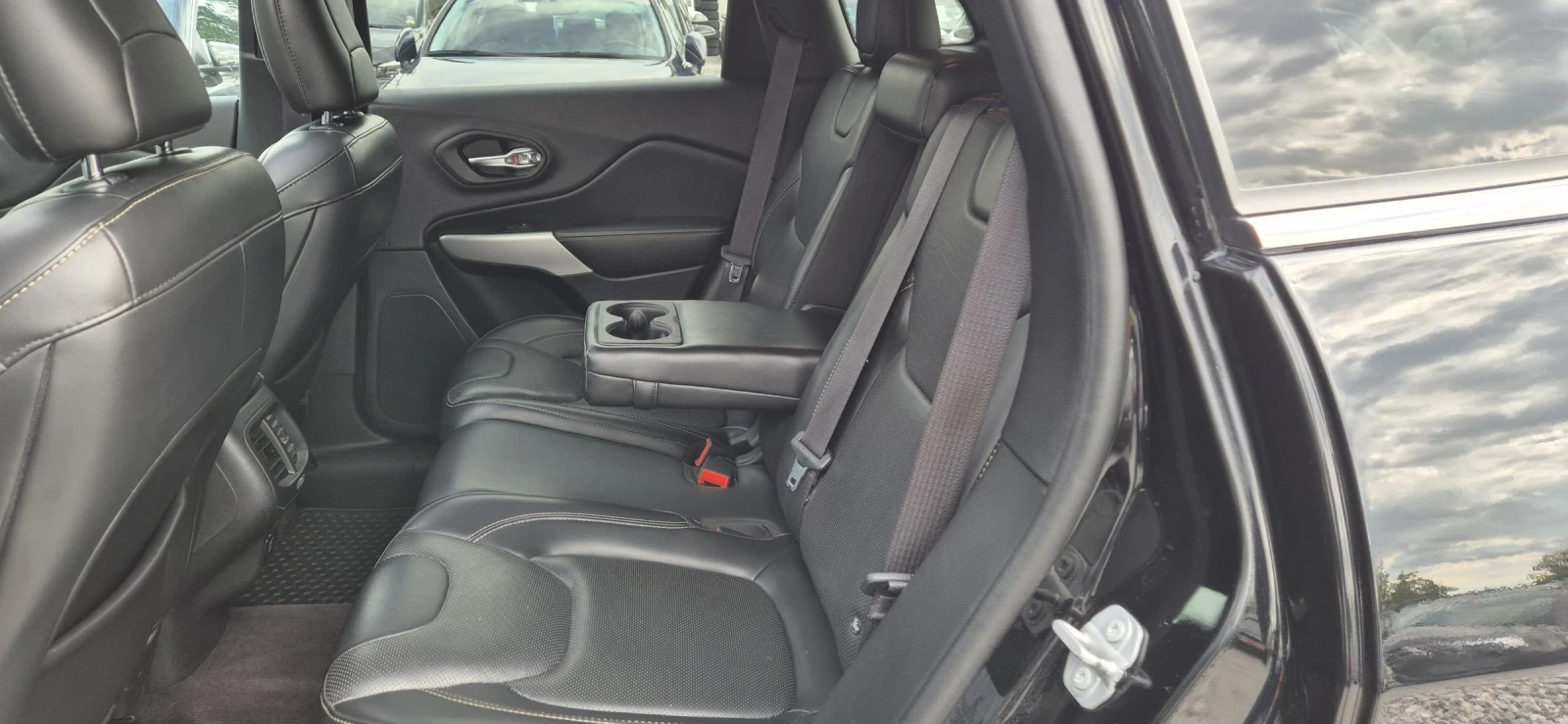 Jeep Cherokee 2.2TD-200. NAVY | Mobile.bg   11