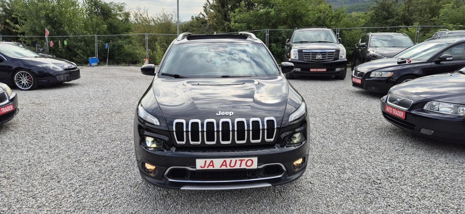 Jeep Cherokee 2.2TD-200кс. NAVY - изображение 2