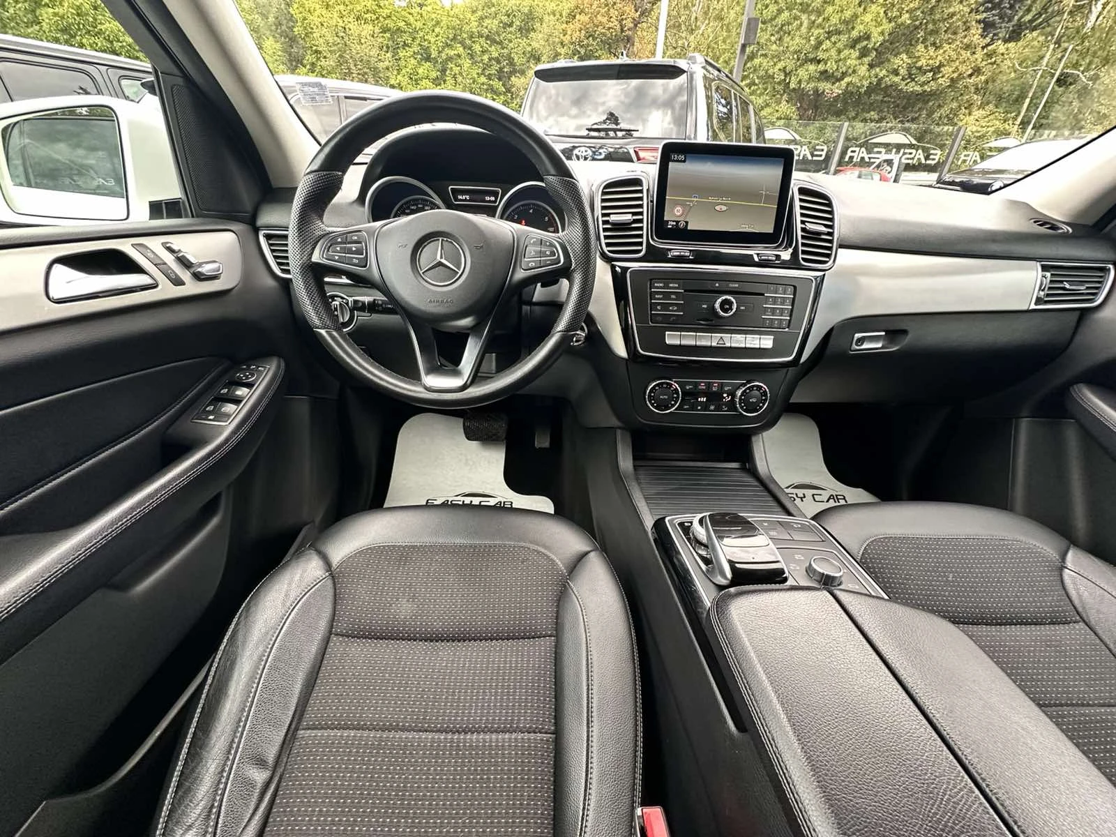 Mercedes-Benz GLE 350 4MATIC/NAVI/ - изображение 10