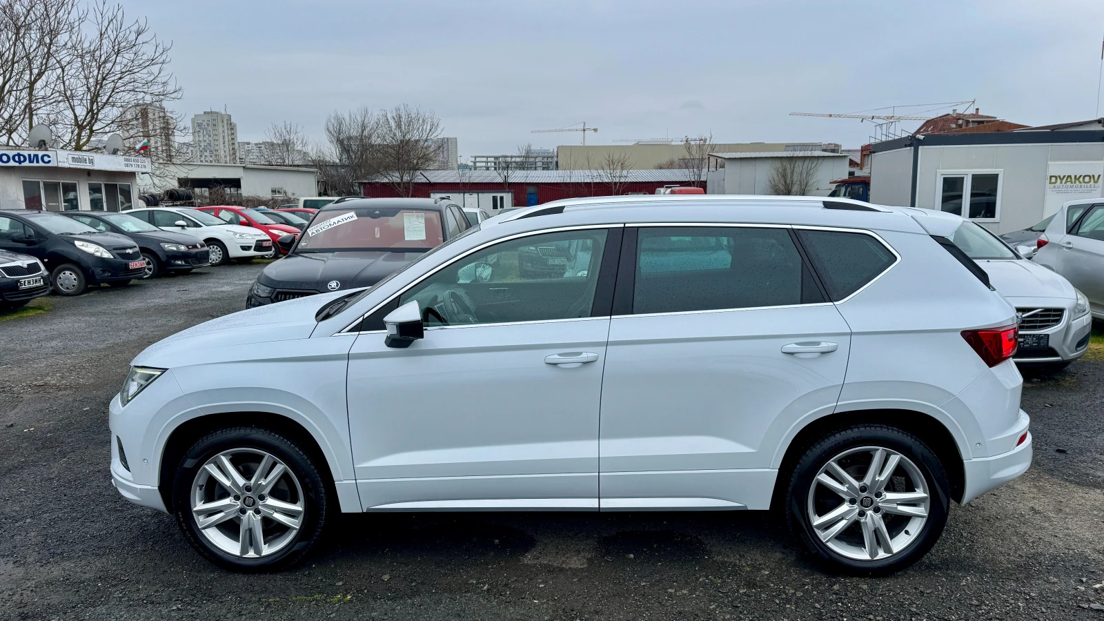 Seat Ateca FR 1.5Tsi 4drive Автоматик! ШВЕЙЦАРИЯ! Full LED..., снимка 8 - Автомобили и джипове - 53946956