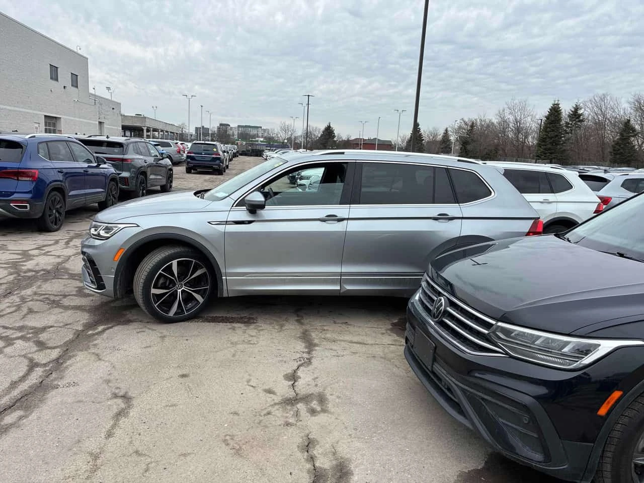 VW Tiguan * Highline R Line * CARFAX * �������� *  | Mobile.bg � ����������� 2