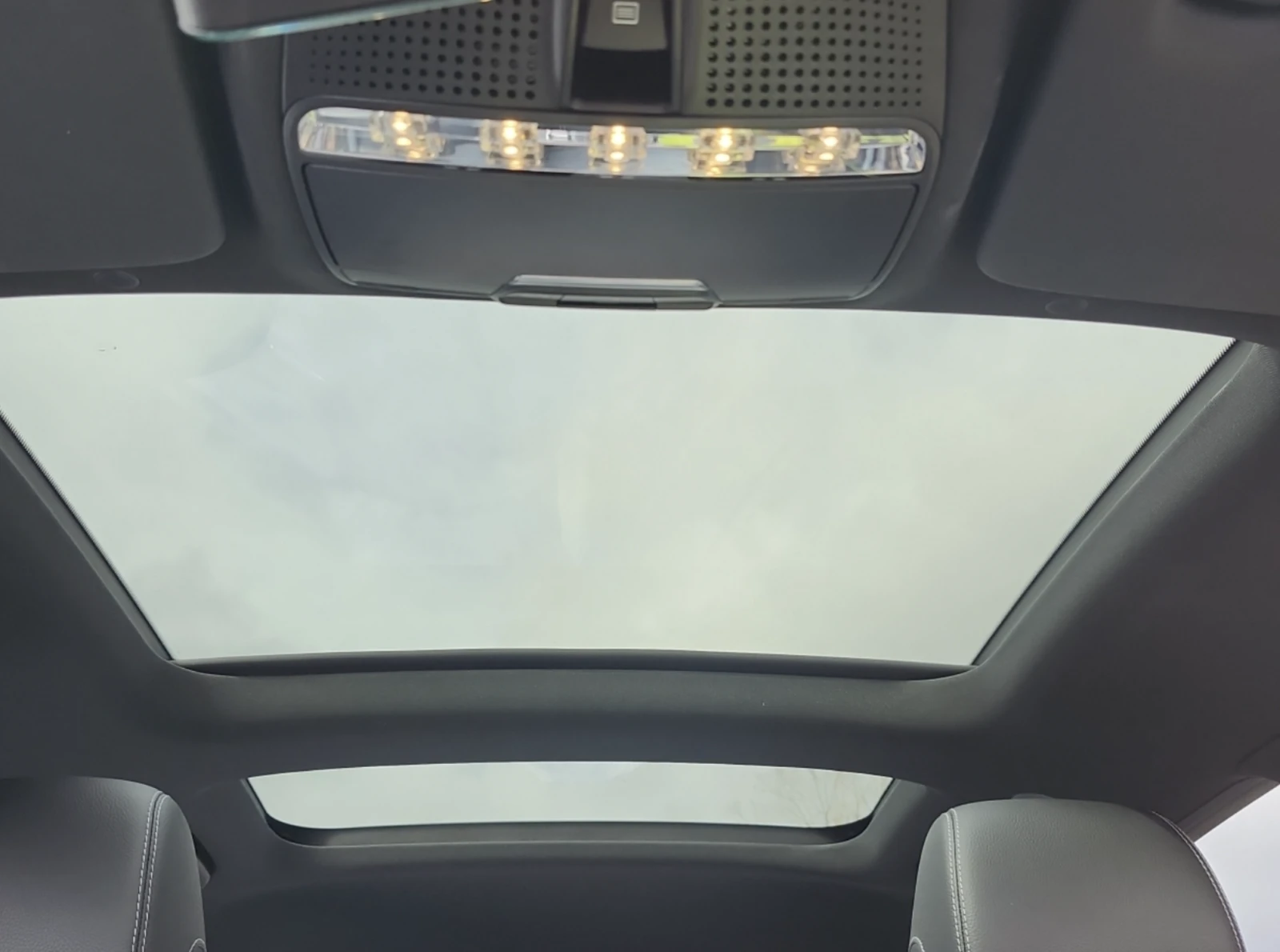 Mercedes-Benz GLC 300 2022 Mercedes-Benz GLC 300, снимка 9 - Автомобили и джипове - 54038604