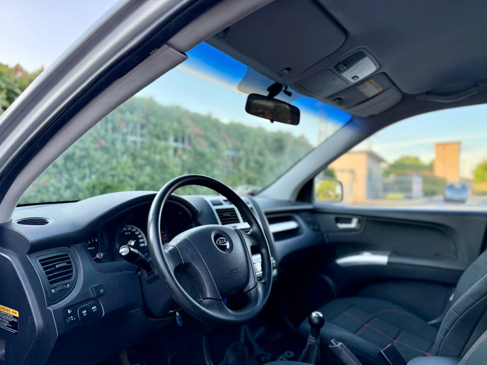 Kia Sportage 2.0i/ ГАЗ/ 4X4/ FACE/, снимка 8 - Автомобили и джипове - 54839596