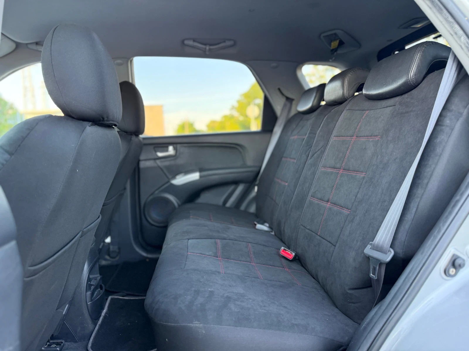 Kia Sportage 2.0i/ ГАЗ/ 4X4/ FACE/, снимка 16 - Автомобили и джипове - 54839596
