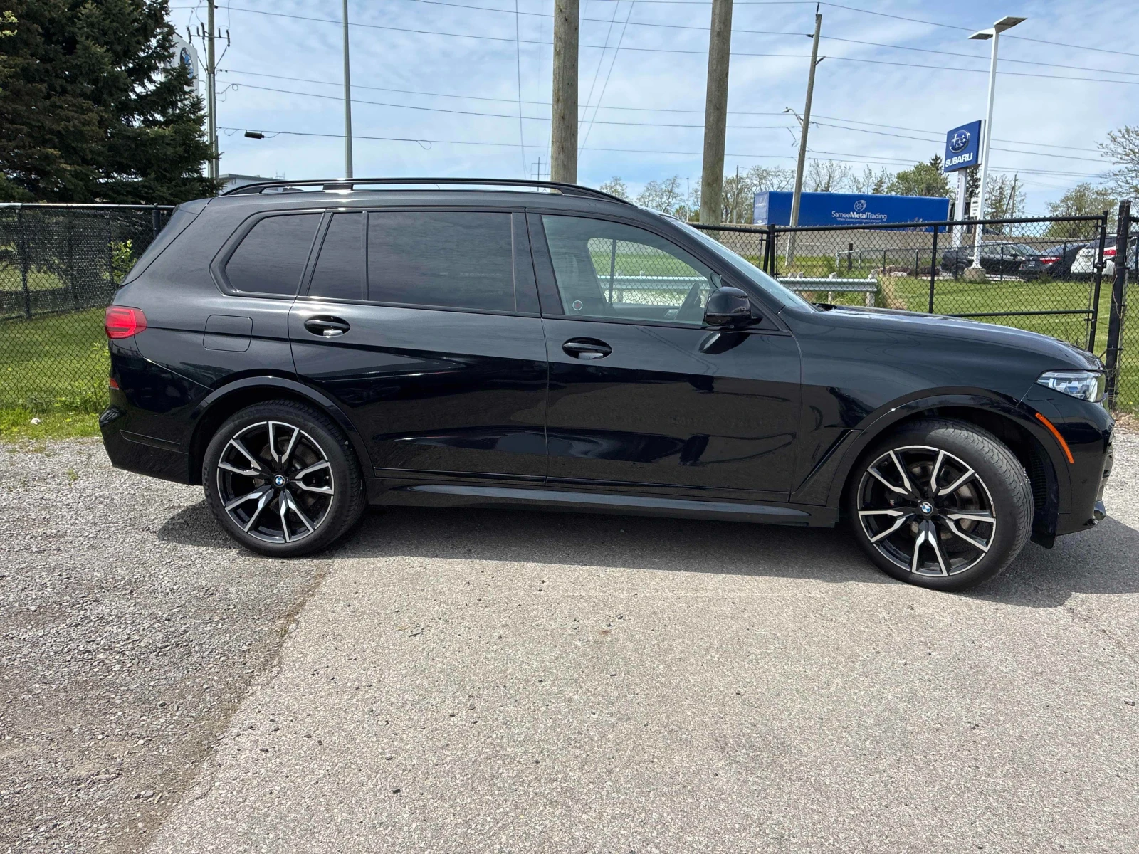 BMW X7 M-Sport* BMW Laser* H/К аудио* Обдухване* Панорама, снимка 3 - Автомобили и джипове - 54997399