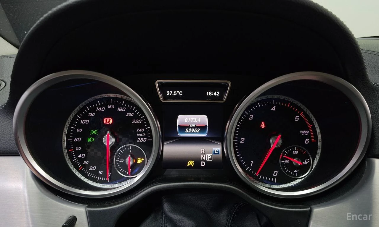 Mercedes-Benz GLE 350 ПОДГРЕВИ * ПАНО * H/K * KEYLESS * 360 КАМЕРА, снимка 12 - Автомобили и джипове - 55269602