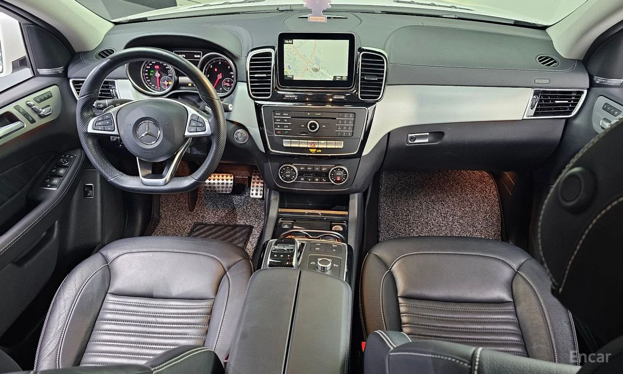Mercedes-Benz GLE 350 ПОДГРЕВИ * ПАНО * H/K * KEYLESS * 360 КАМЕРА, снимка 11 - Автомобили и джипове - 55269602