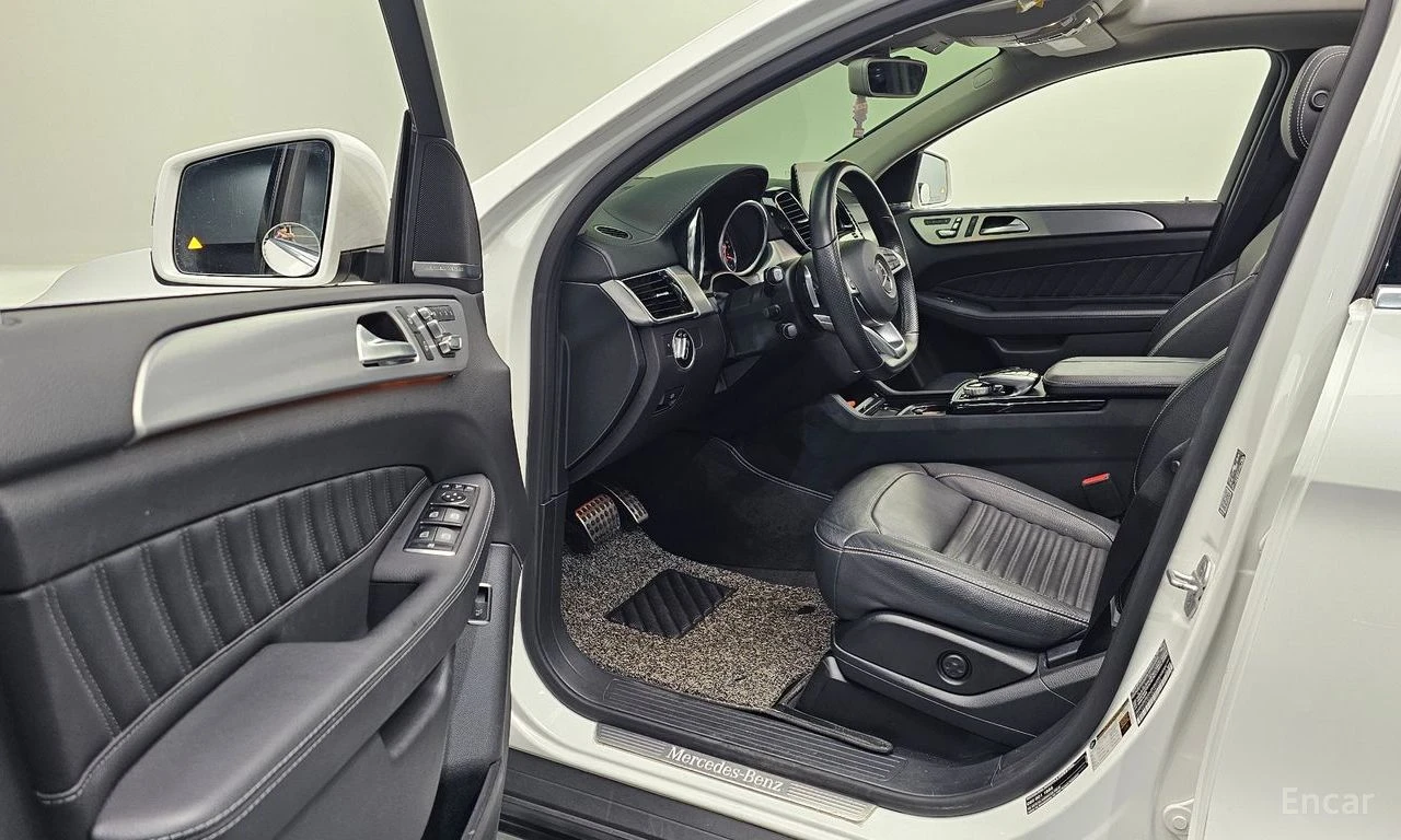 Mercedes-Benz GLE 350 ПОДГРЕВИ * ПАНО * H/K * KEYLESS * 360 КАМЕРА, снимка 16 - Автомобили и джипове - 55269602