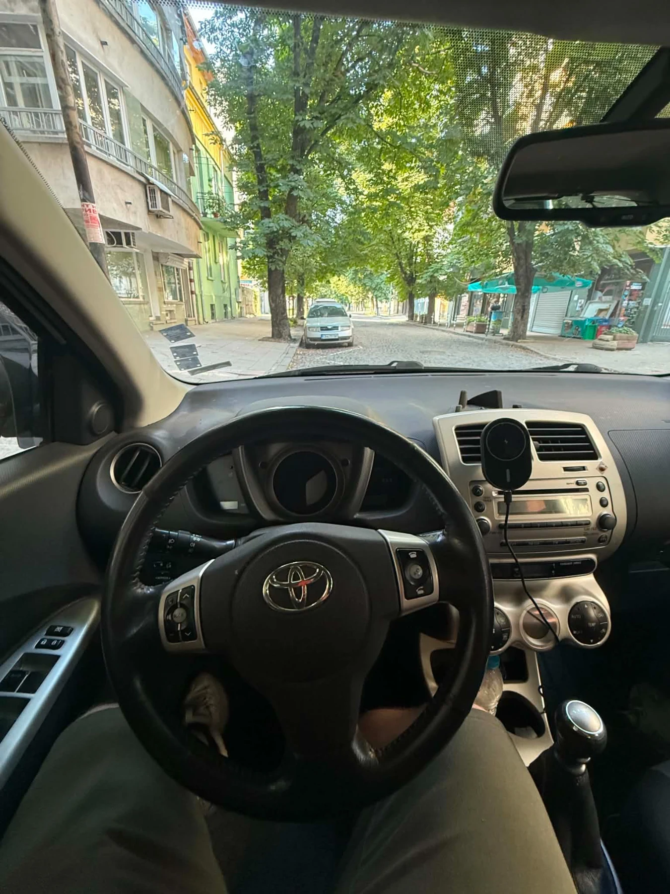 Toyota Urban Cruiser, снимка 5 - Автомобили и джипове - 55356560