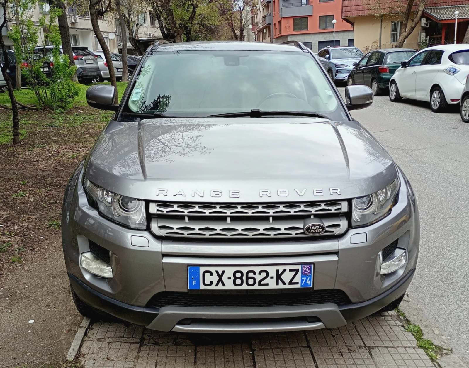Land Rover Range Rover Evoque 2.2 TD4 Luxury, снимка 2 - Автомобили и джипове - 55717752