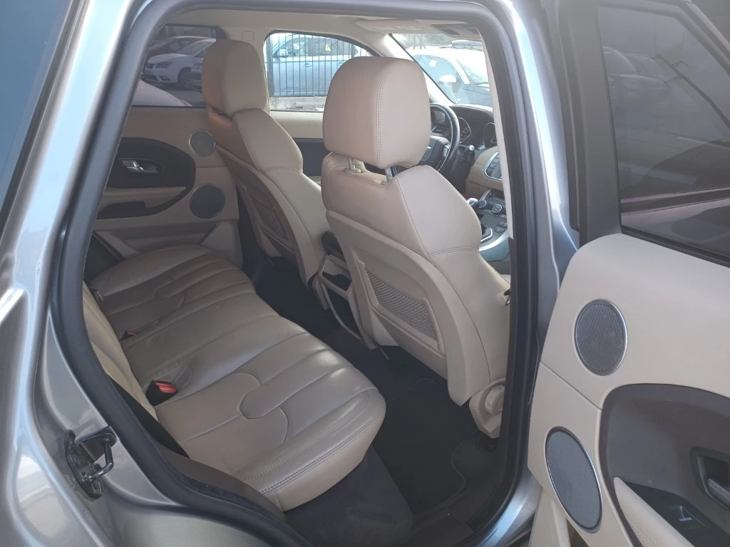 Land Rover Range Rover Evoque 2.2 TD4 Luxury, снимка 8 - Автомобили и джипове - 55717752