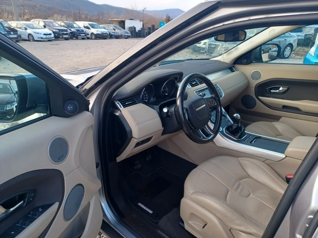Land Rover Range Rover Evoque 2.2 TD4 Luxury, снимка 6 - Автомобили и джипове - 55717752