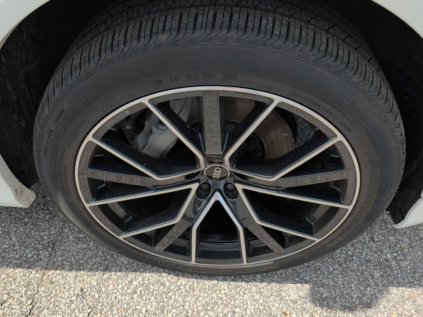 Audi Q8 55TFSi * Progressiv * CARFAX * , снимка 9 - Автомобили и джипове - 56092825