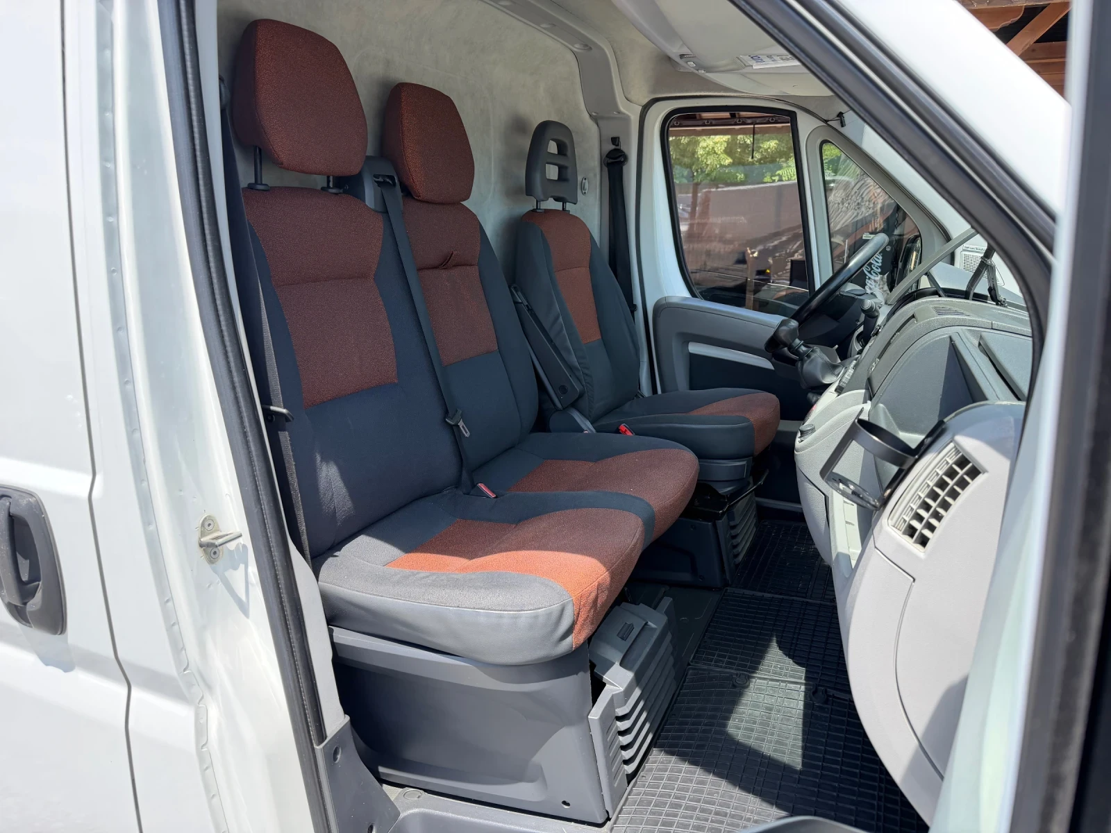 Fiat Ducato 2.2JTD 101к.с * Климатик* * Италия* , снимка 13 - Бусове и автобуси - 54917814