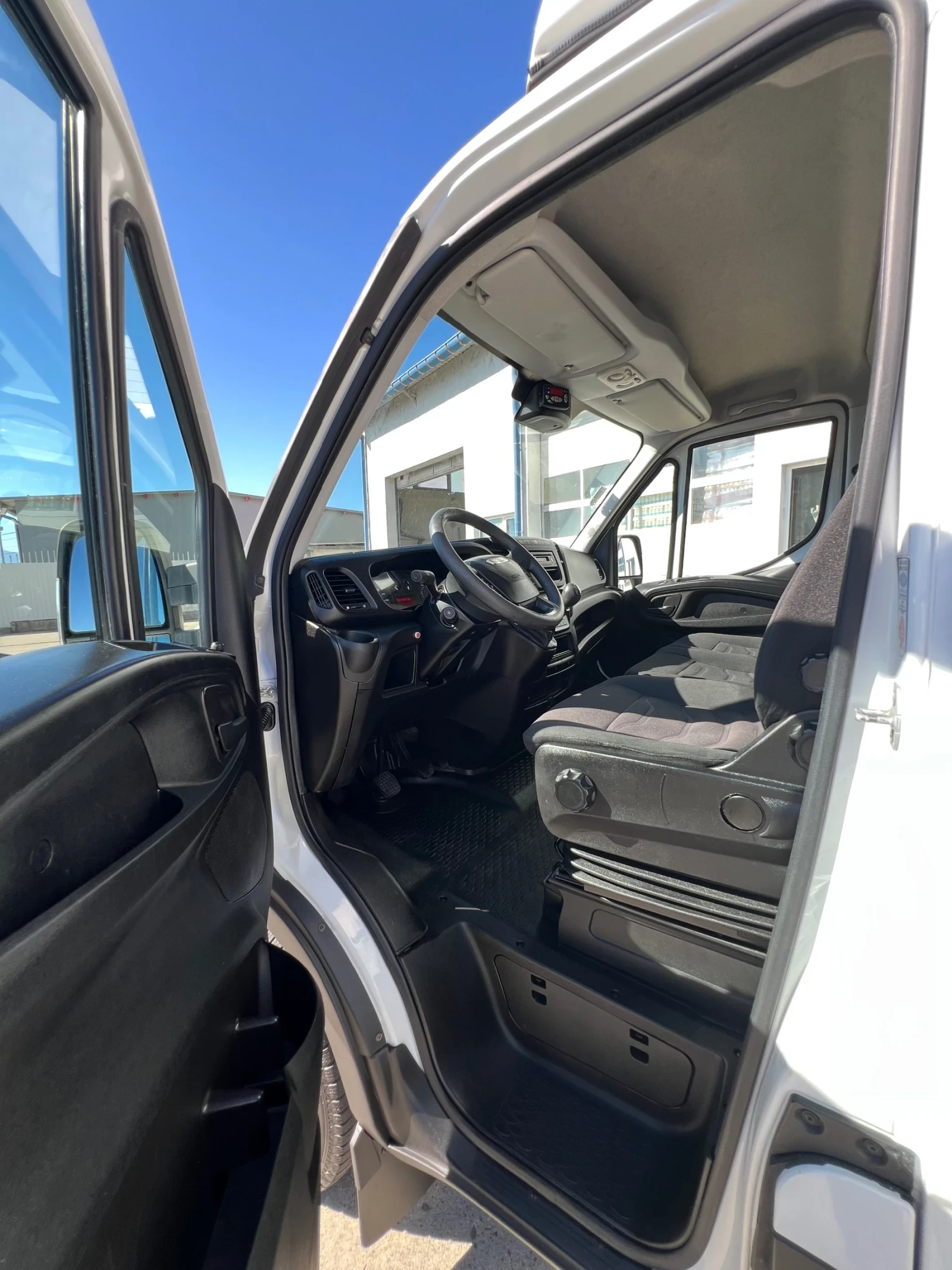 Iveco Daily �������� / 78 000�� ! ����������� | Mobile.bg � ����������� 12