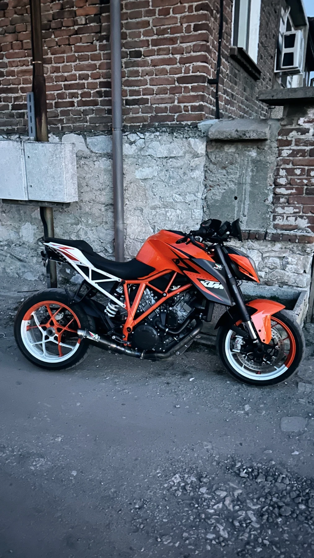 Ktm Super Duke 1290R - изображение 4