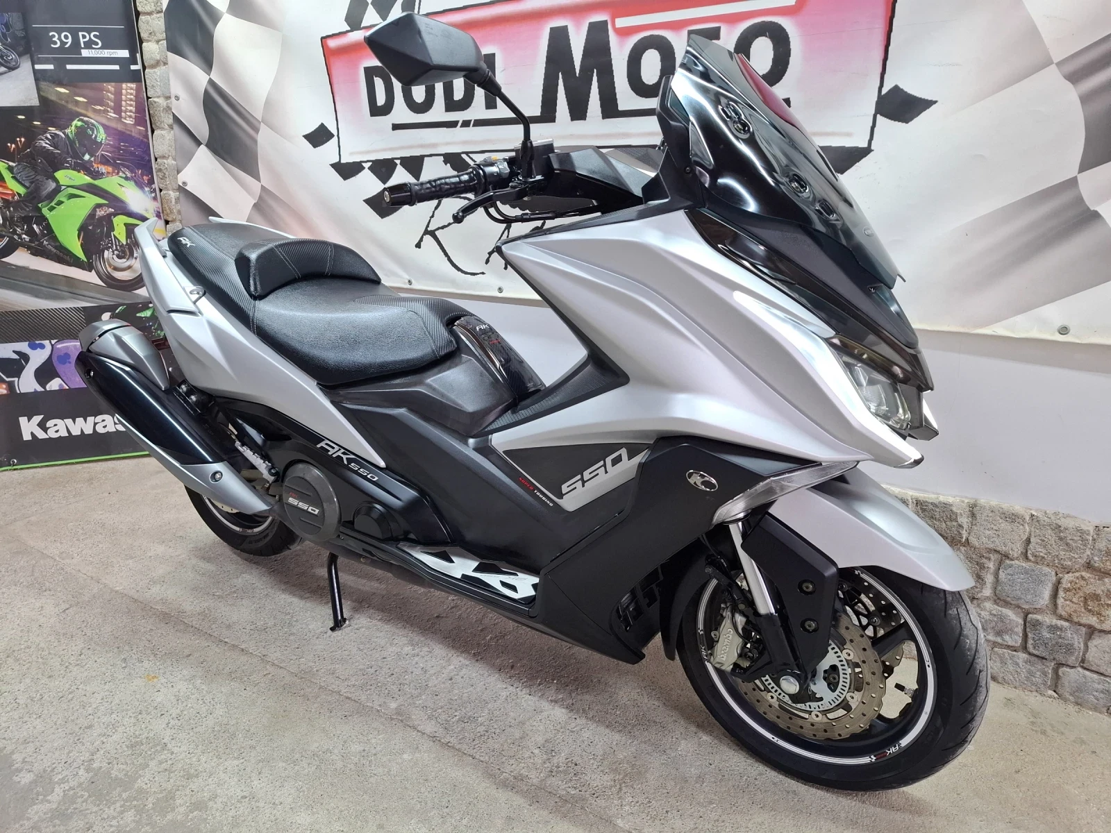 Kymco AK 550, снимка 12 - Мотоциклети и мототехника - 54088517