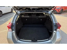 Toyota Auris 1.6P M/T FWD SOL, снимка 10