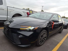 Toyota Camry * HYBRID XLE * AWD * CARFAX * , снимка 1