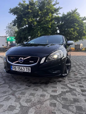 Обява за продажба на Volvo V60 Volvo V60 D5 R-Design ~17 500 лв. - изображение 1