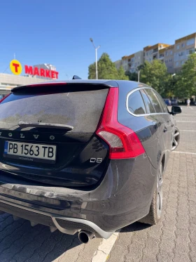     Volvo V60 Volvo V60 D5 R-Design