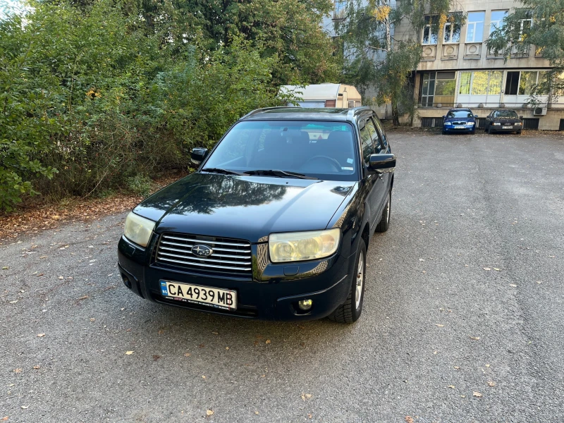 Subaru Forester, снимка 1 - Автомобили и джипове - 47391994