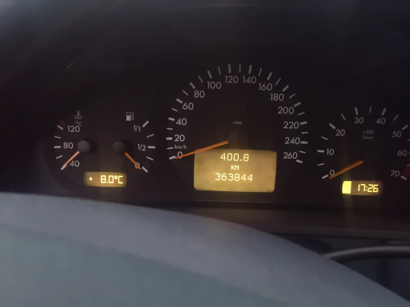 Mercedes-Benz E 320, снимка 12 - Автомобили и джипове - 48003703