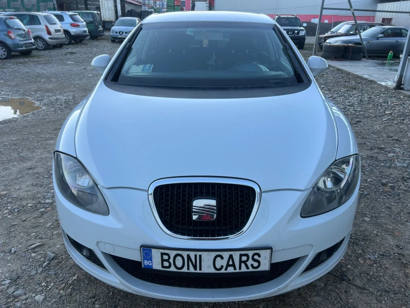 Seat Leon Facelift 1.6TDI- 105к.с./ Навигация/ Euro 5A, снимка 2 - Автомобили и джипове - 48092457