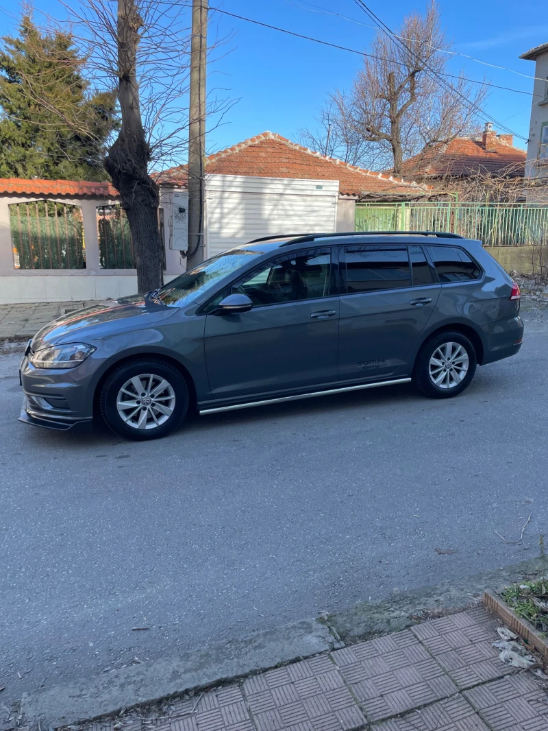 VW Golf 1.6 TDI, снимка 5 - Автомобили и джипове - 48820965