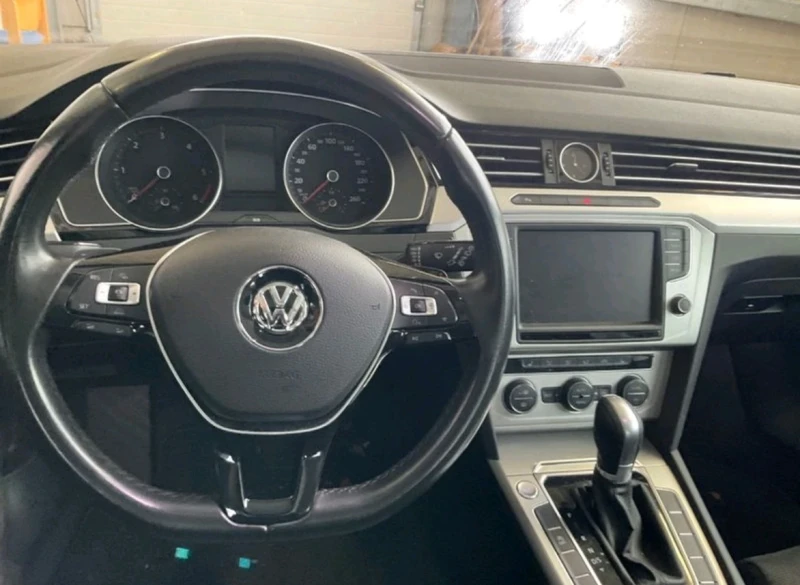 VW Passat 2.0, снимка 10 - Автомобили и джипове - 49274182