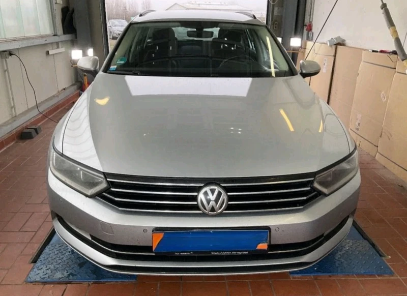 VW Passat 2.0, снимка 1 - Автомобили и джипове - 49274182